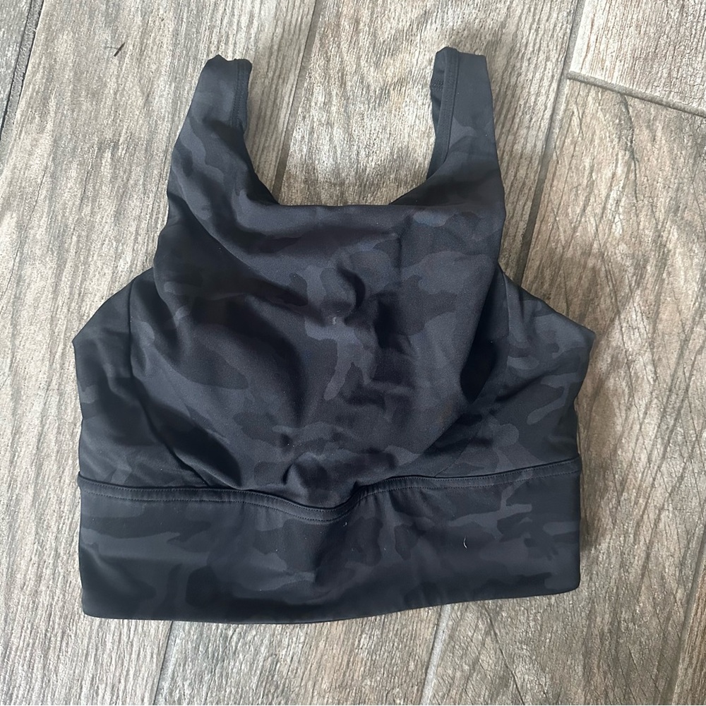 Lululemon Stronger As One Long Line Bra SZ 4 - Picture 4 of 9